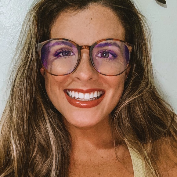 Meet your Posher, Victoria - Picture 1 of 4